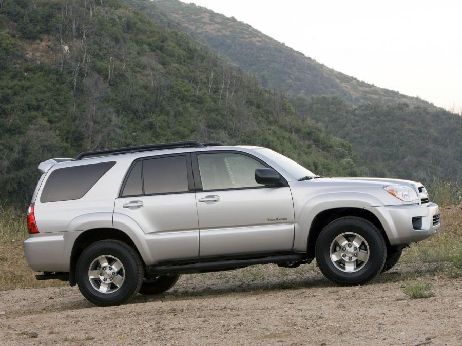  Toyota 4Runner Trail 2005 года  (фото 8 из 15)
